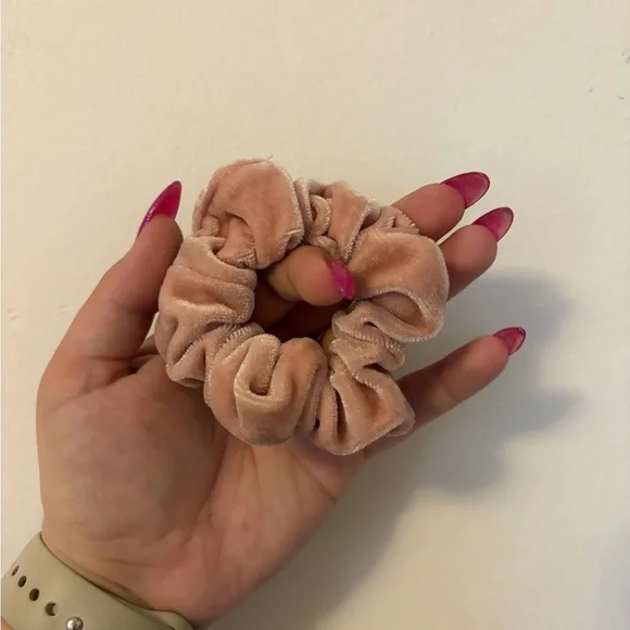 Scrunchie Bundle - Picture 7 of 12